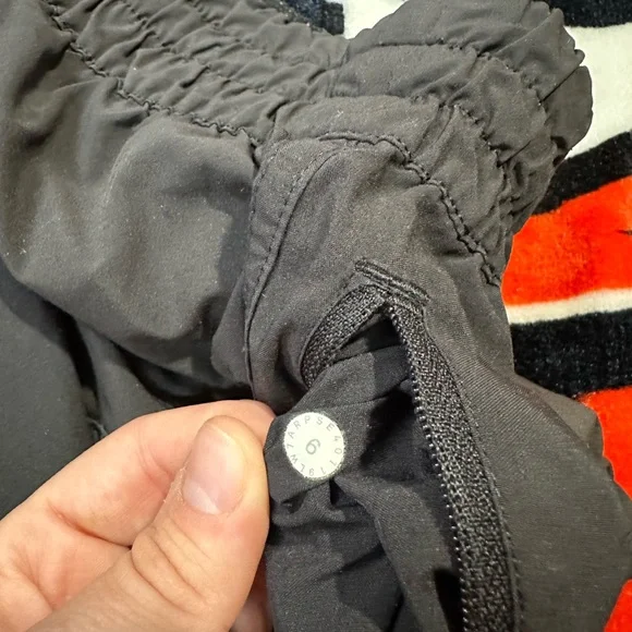 Lululemon Tracker Shorts - Picture 2 of 5
